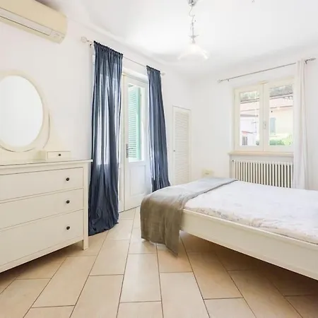 Golden Luxe - In The Center Next The Sea Whit Garden Fdm 马尔米堡