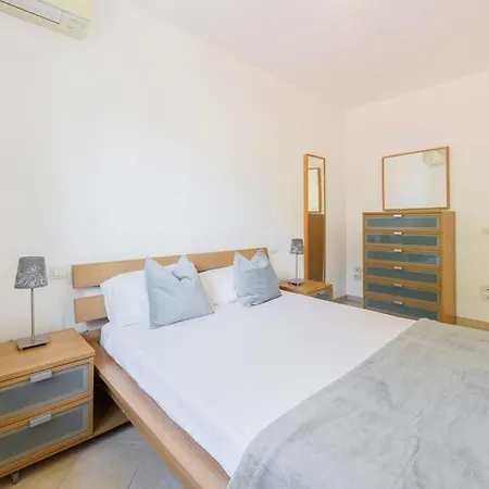 Golden Luxe - In The Center Next The Sea Whit Garden Fdm Ferienhaus *